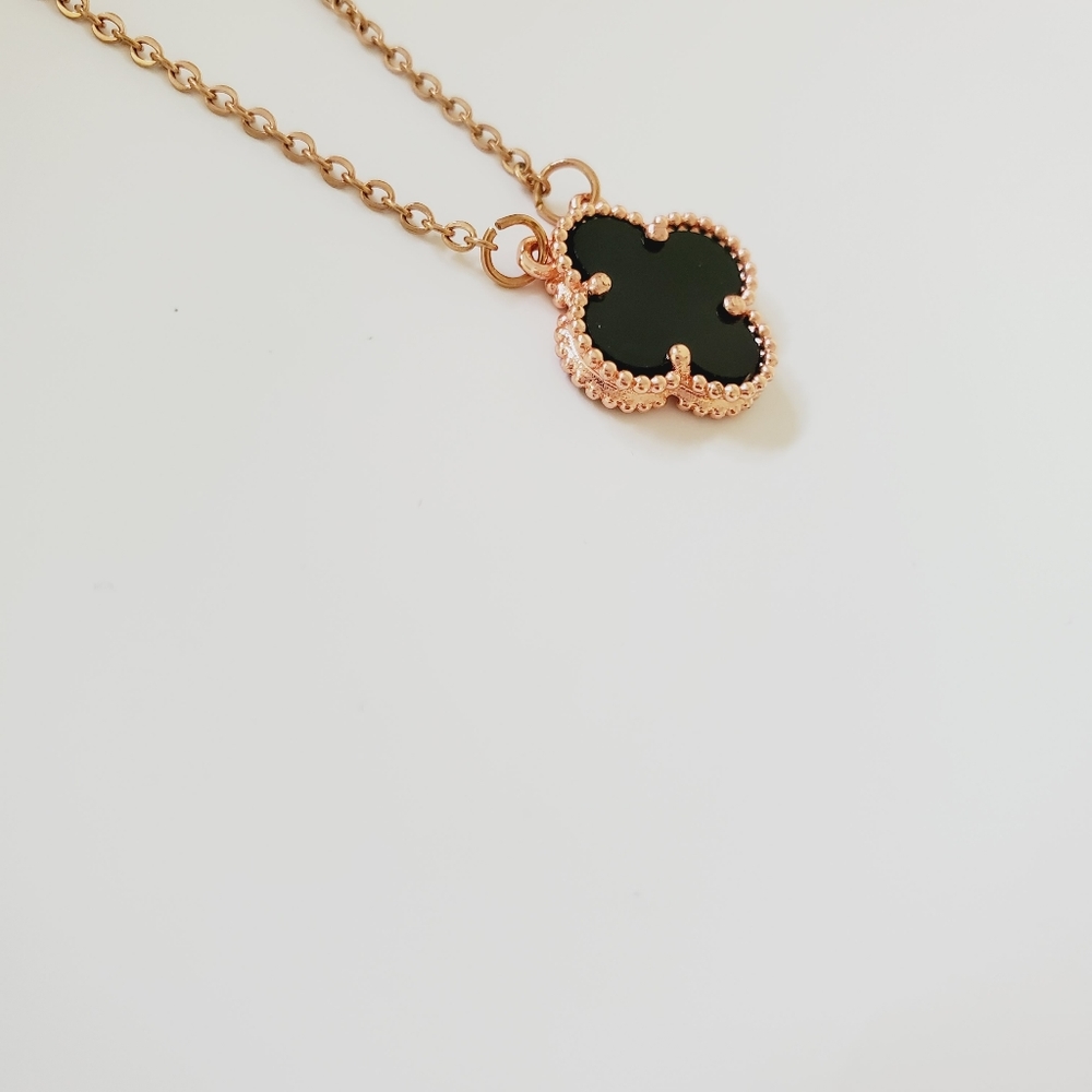 Gold Filled Four Leaf Clover Necklace and Earrings Set - Picture 4 of 9